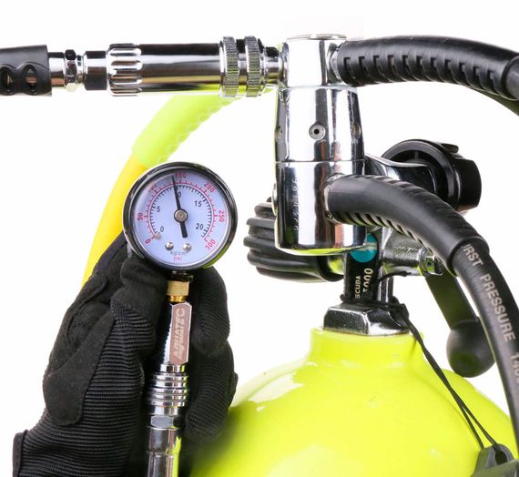 Манометр проверочный Aquatec низкого давления. 20 бар