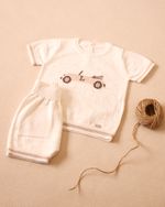 футболка с шортами