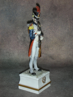 Статуэтка. Фарфор. Солдат Стрелок гренадёр. Cacciapuoti. Италия