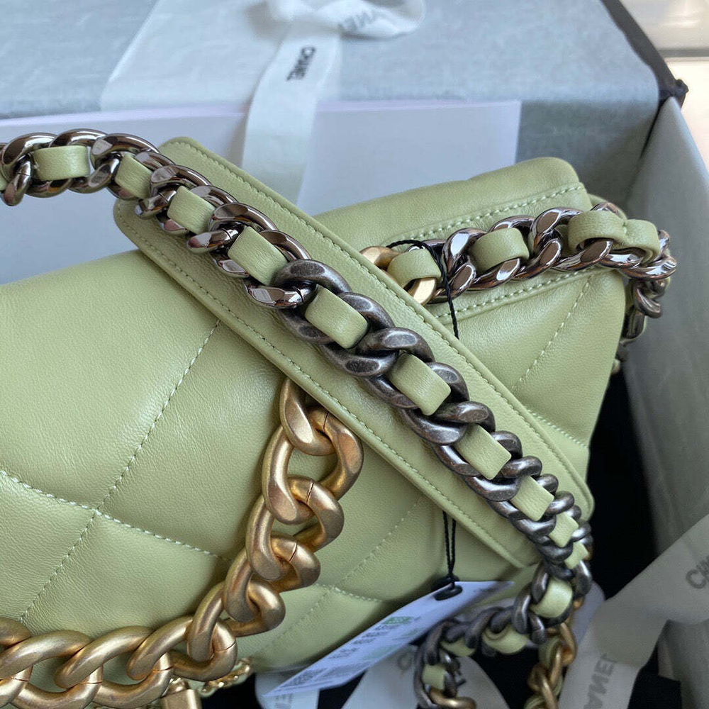 Chanel 19 Large 30 cm