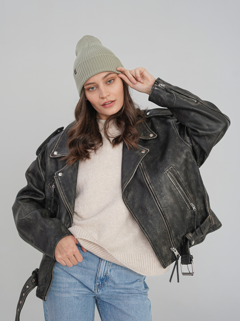 Шапка вязаная весенняя/осенняя МУЛА (Хакки)