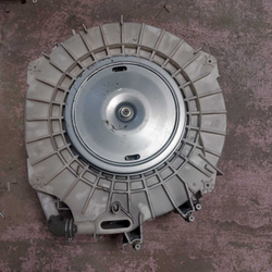 16 Бак для стиральной машины Bosch 9000354783, 9000354782 б/у