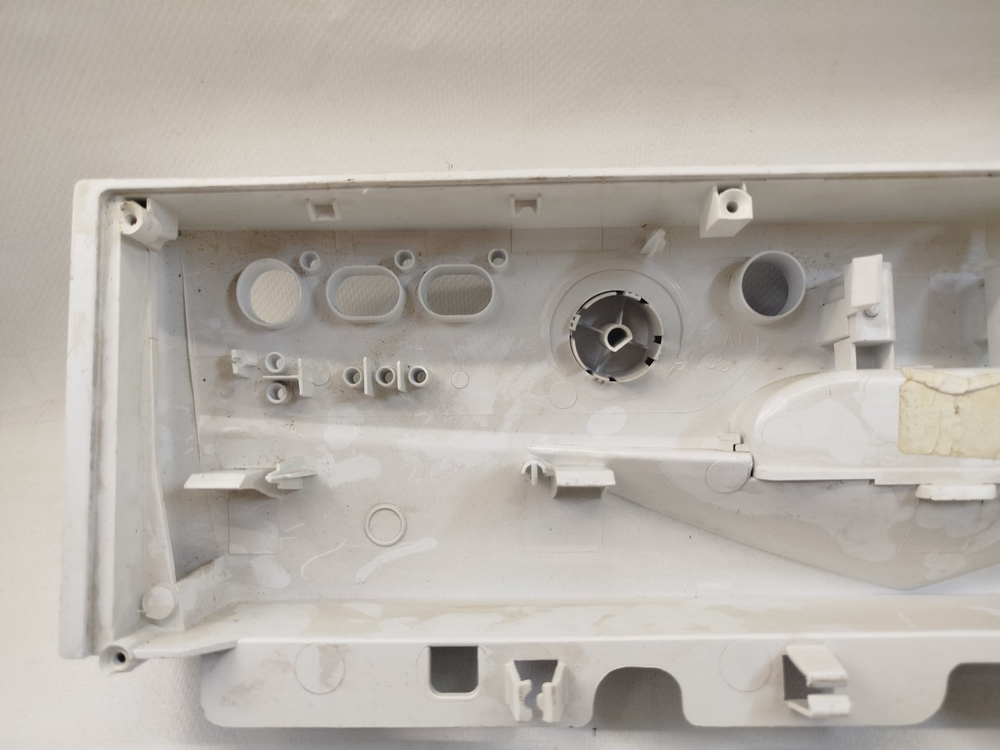 474 Пластиковая панель для посудомоечной машины Indesit DSR 15B3 б/у