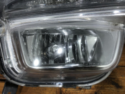 ПТФ передняя правая Kia Rio 3 (QB) 15-17 Б/У Оригинал 922024Y600