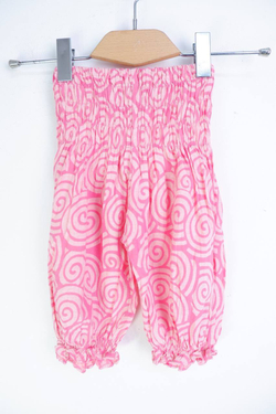 Комбинезон красивый, на 1/1,5 года