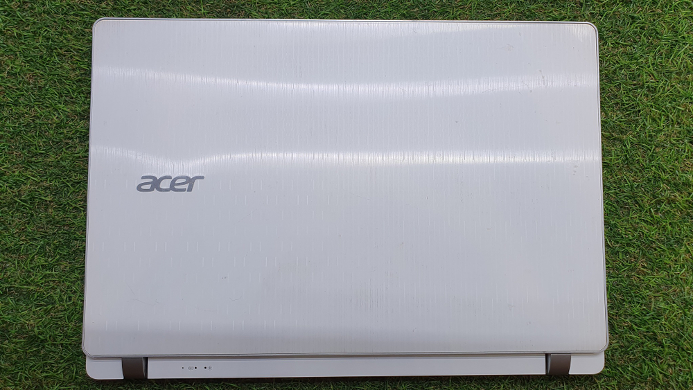 Ультрабук Acer i5/6Gb