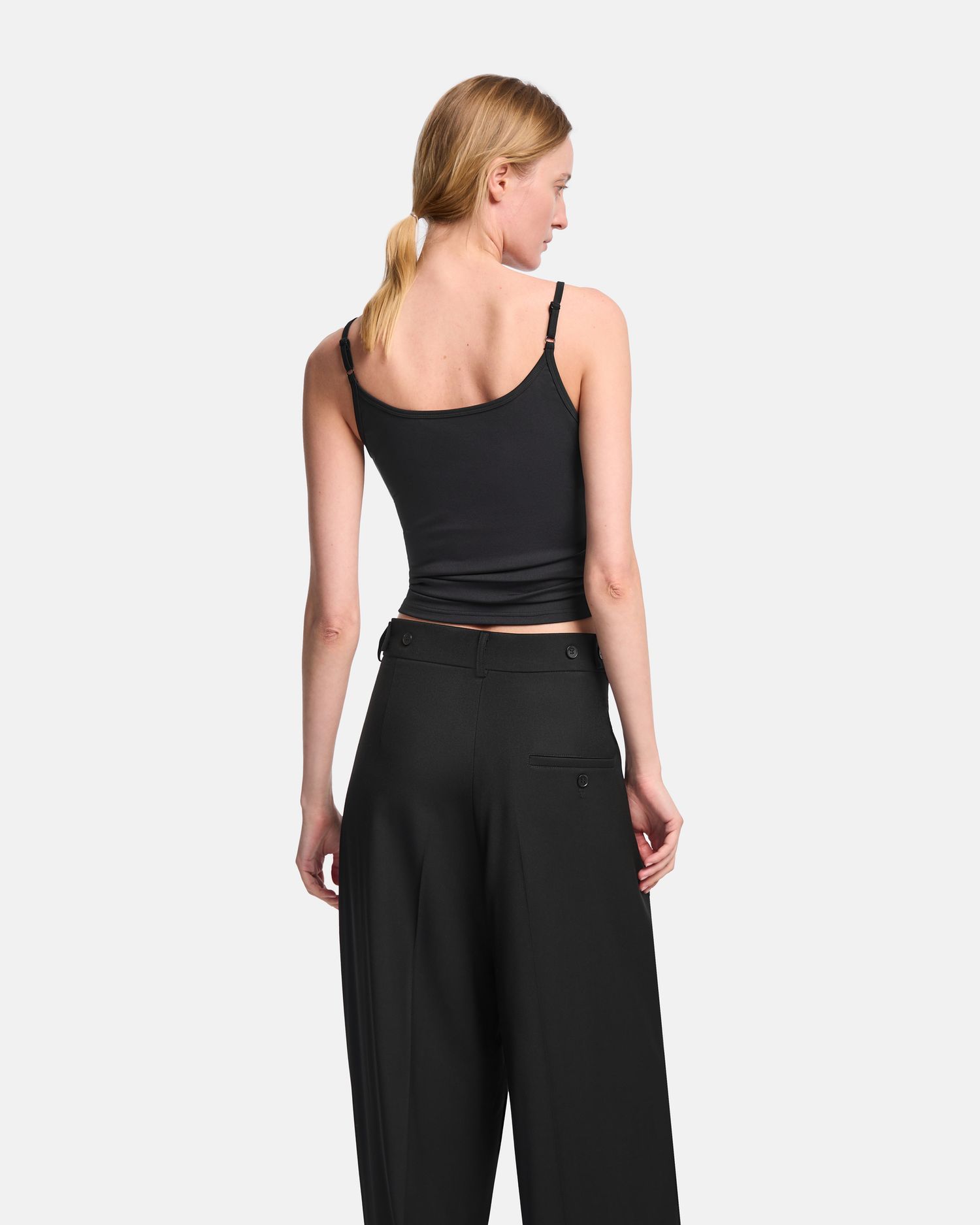 Майка на бретелях