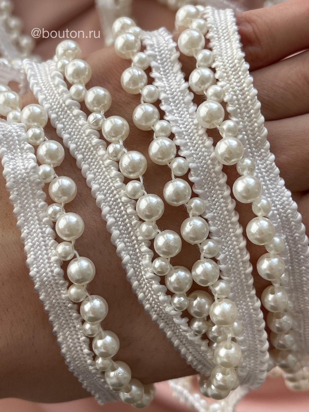 Тесьма кант с жемчугом