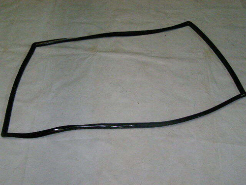Уплотнитель лоб. стекла /2108/ (АО БРТ)