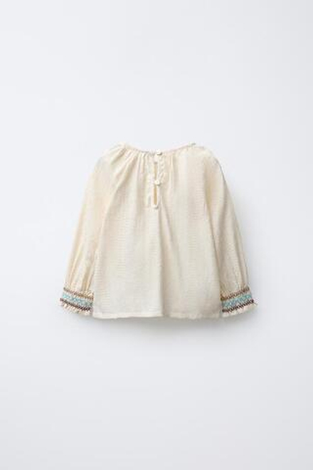 ZARA РУБАШКА ИЗ СЕТЧАТОЙ ТКАНИ В ГОРОШЕК С ВЫШИВКОЙ, ЭКРЮ