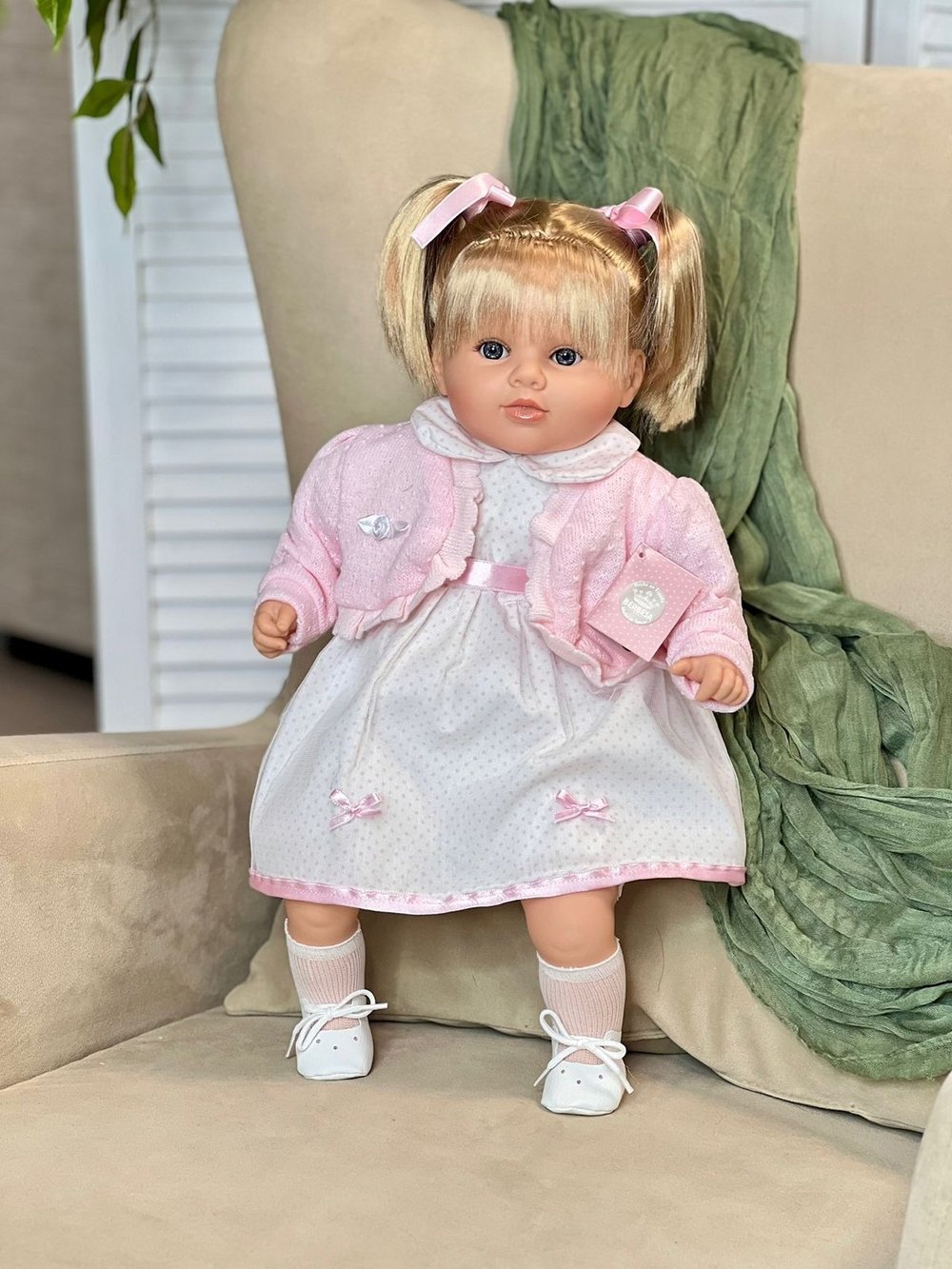 Кукла Berbesa мягконабивная 52см Carla (7206K)