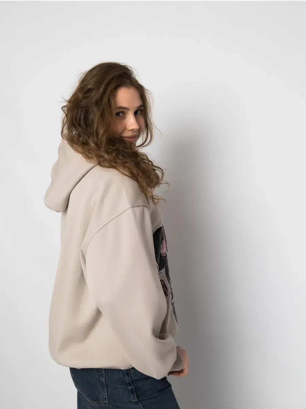 Толстовка утепленная с капюшоном