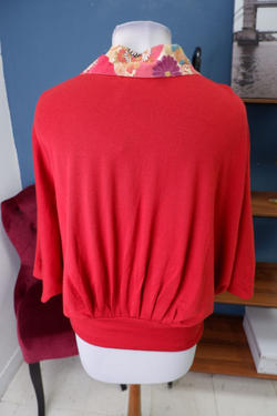 Блузка яркая 50 размер