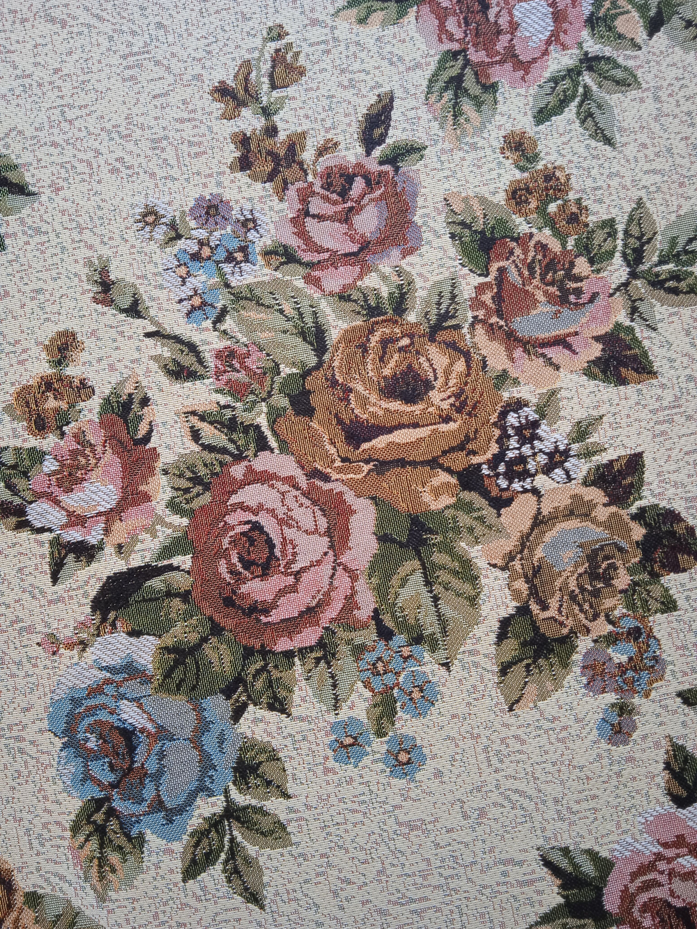 Гобеленовая скатерть Букет D 200 см