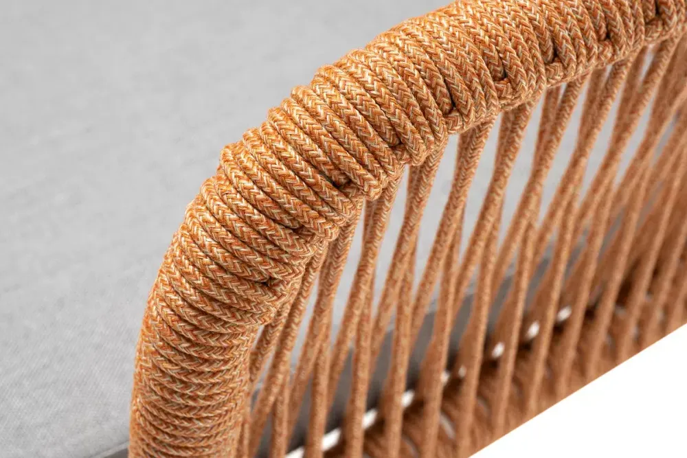 "Лион" стул плетеный из роупа, каркас из стали светло-серый (RAL7035) муар, роуп оранжевый меланж круглый, ткань светло-серая