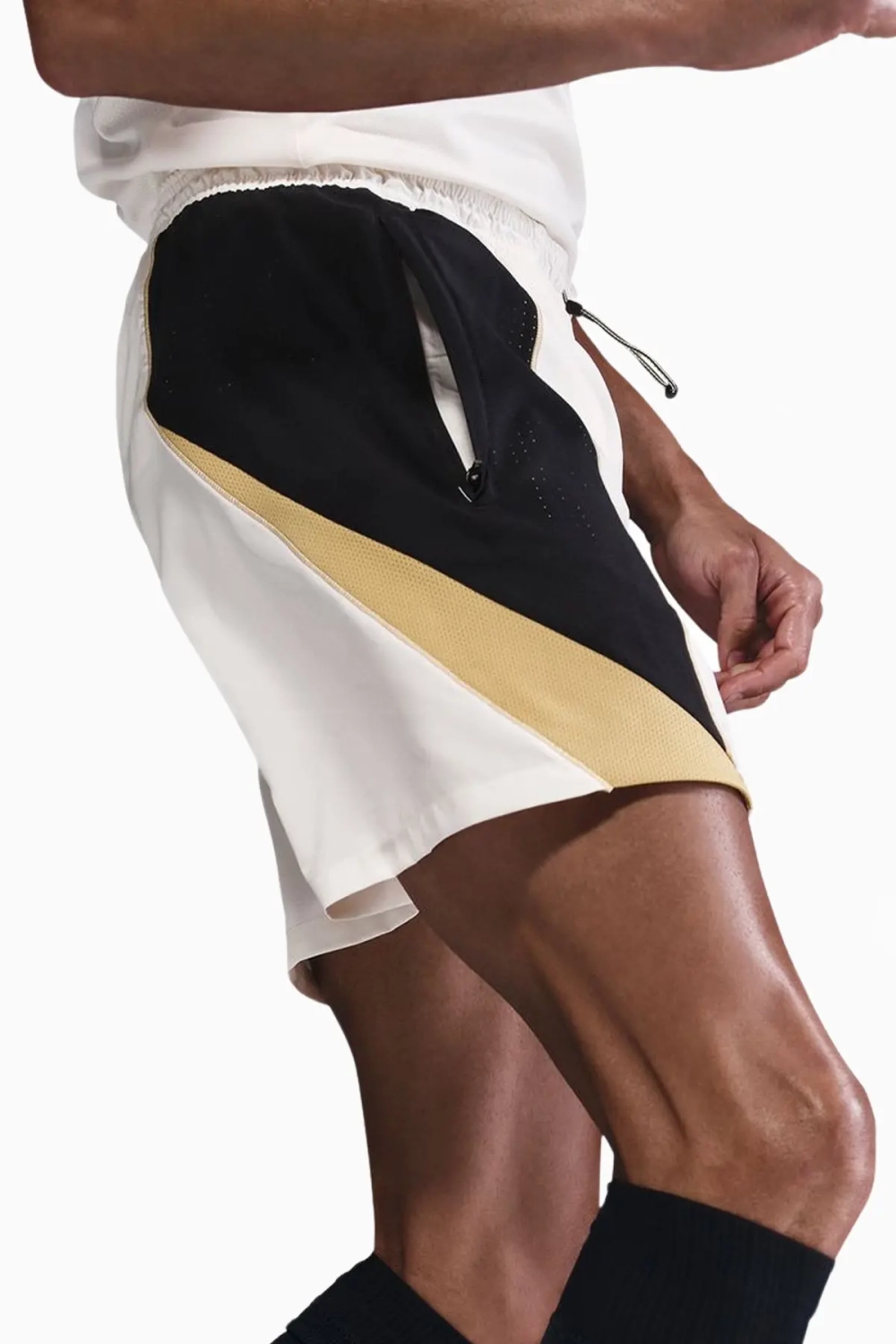 Шорты Nike Strike+