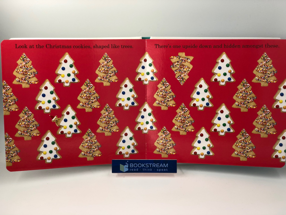 Priddy Roger. Christmas Treasure Hunt (board book)