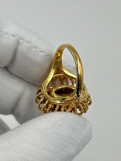 Кольцо с коричневым кабошоном