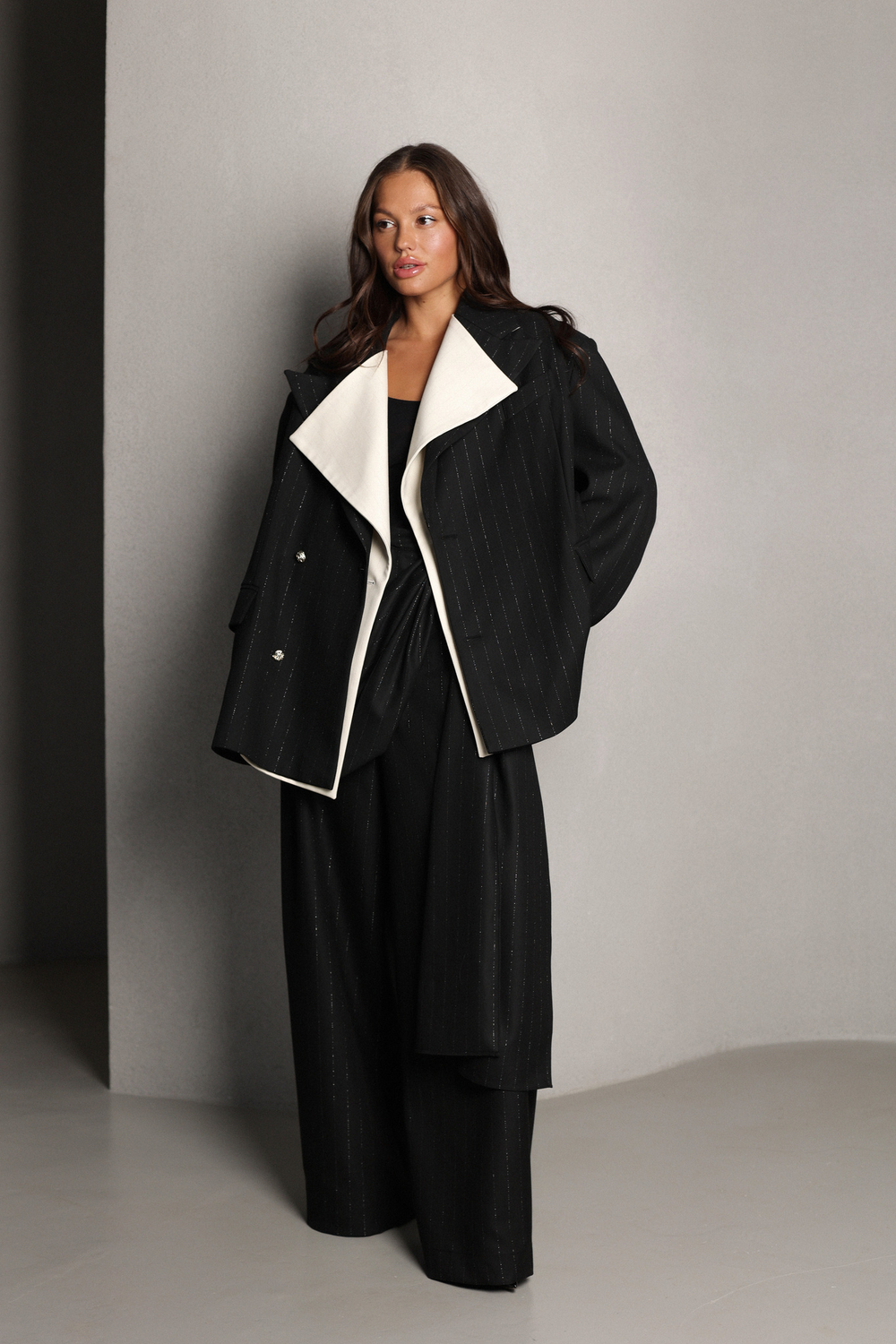 Жакет в полоску с двойным лацканом