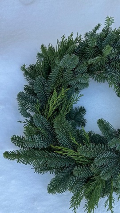 Венок из нобилиса без декора #62