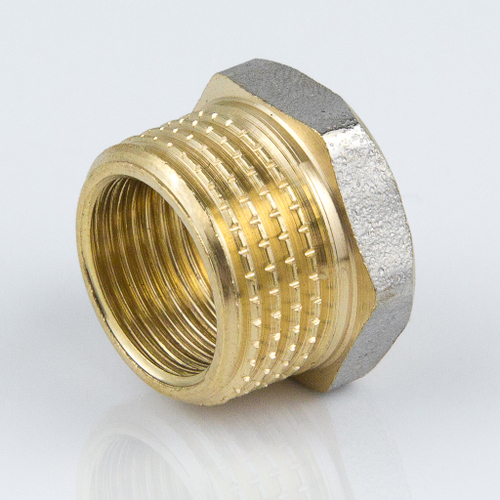 Футорка латунная никелированная переходная наружная/внутренняя резьба