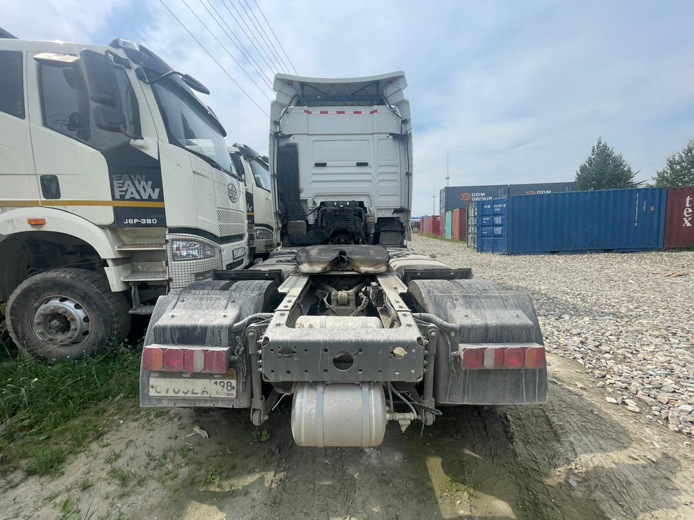 SITRAK C7H 4x2 Седельный тягач ZZ4186V361HE (Дизельный, 10,5 л, 441 л.с., АT)