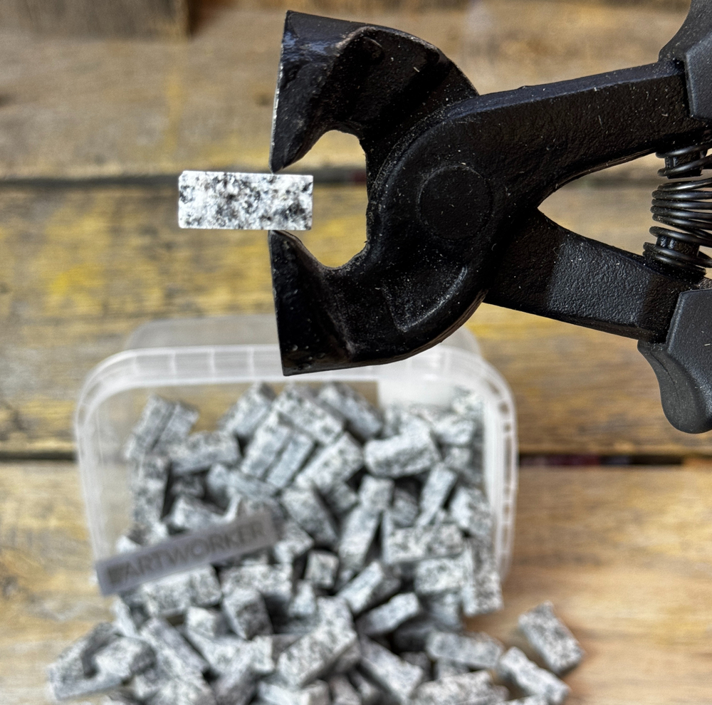 Колотый натуральный камень NS372, 350гр