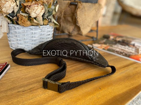 Мужская поясная сумка из кожи питона BG-384