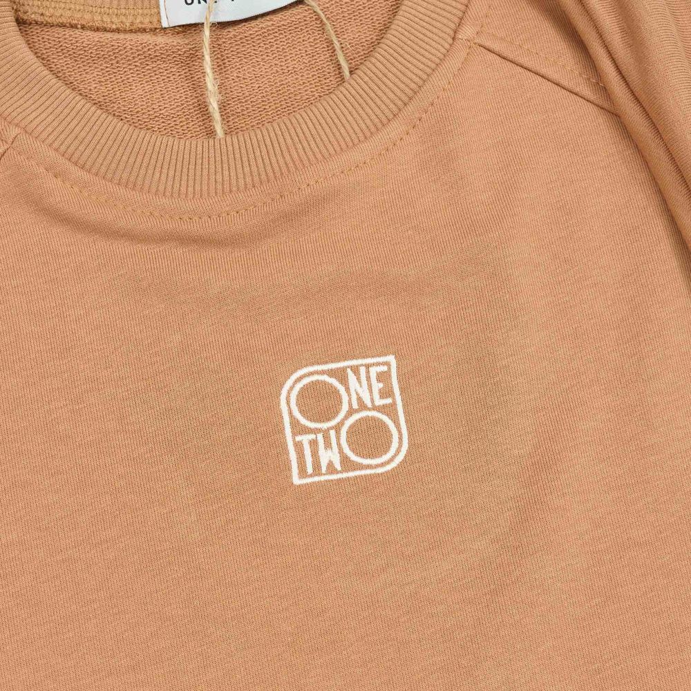 Толстовка One Two Raglan Sweatshirt Logo Macchiato