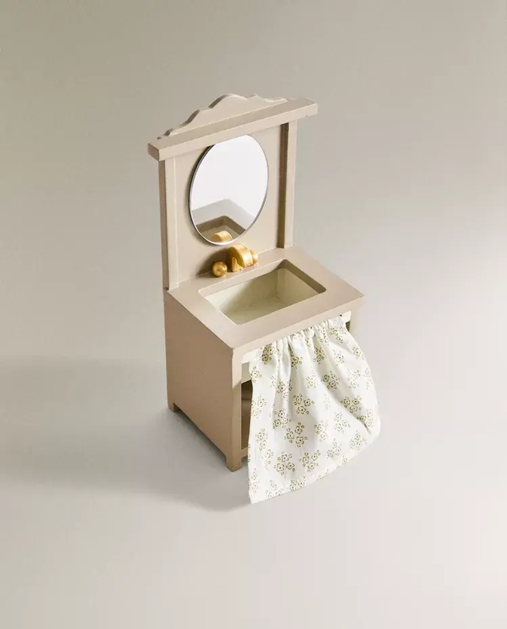 ZARA HOME НАБОР ДЕТСКИХ ИГРУШЕК ДЛЯ КУКОЛЬНОГО ДОМИКА, КРЕМОВЫЙ