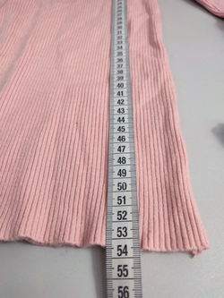 Джемпер розовый с украшением 44 размер