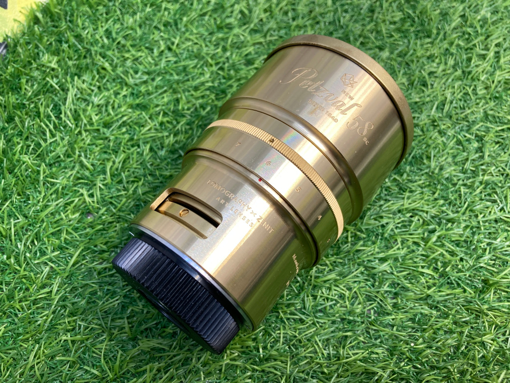 New Petzval 1.9/58mm Nikon Золотой