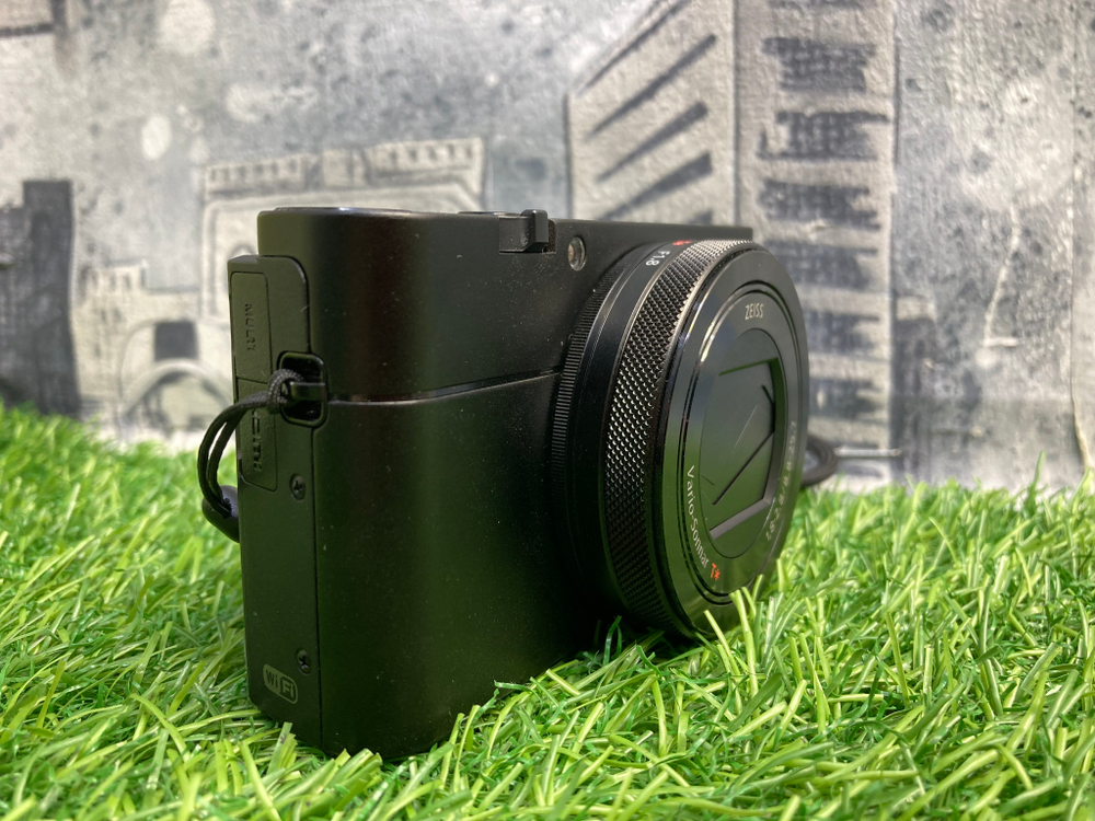 Sony RX100 V  Покупка/Продажа