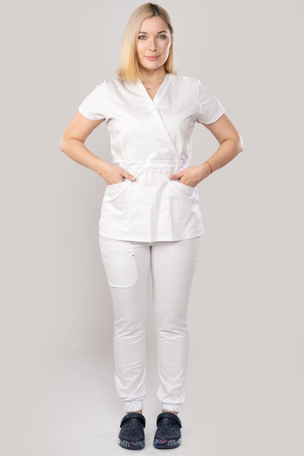 Костюм медицинский женский 386 БЕЛЫЙ