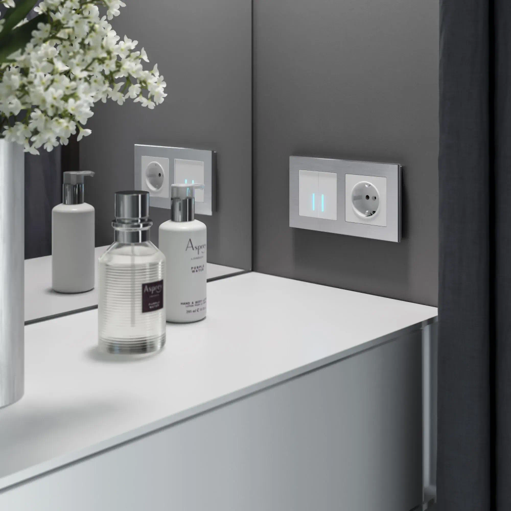 Умный сенсорный выключатель двухклавишный (белый) W4520601