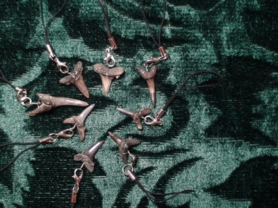 Подвеска, зуб акулы