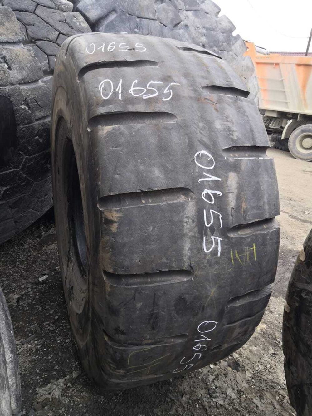 26.5-25 TITAN LD 250 S/S шина б/у