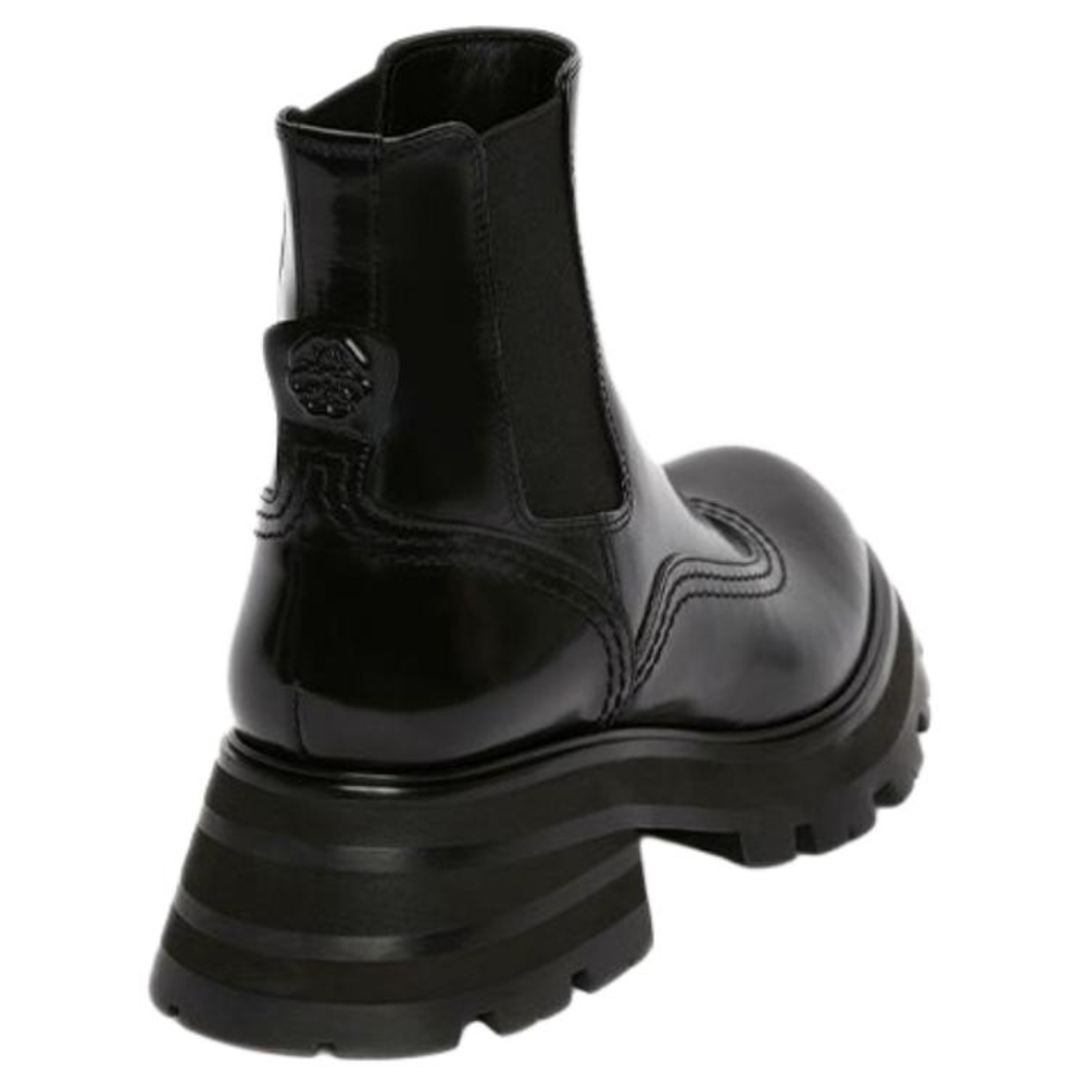 Alexander McQueen Wander Panelled Chelsea Boots Women"s