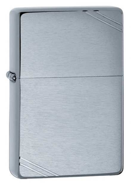 Зажигалка Zippo с покрытием Brushed Chrome, латунь/сталь, серебристая с засечками на корпусе