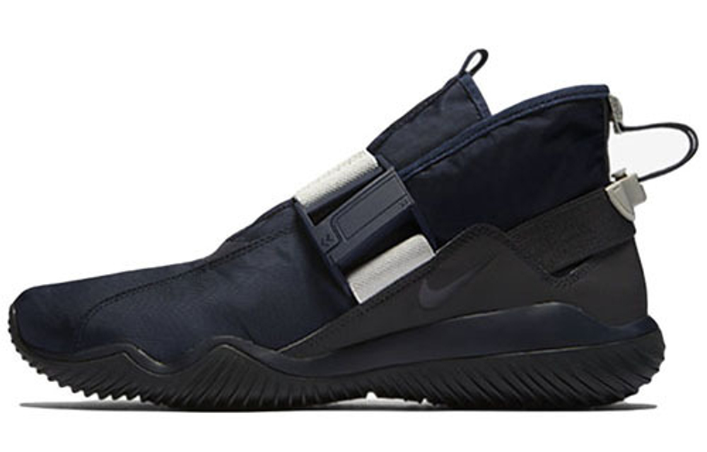Кроссовки Nike Komyuter Se