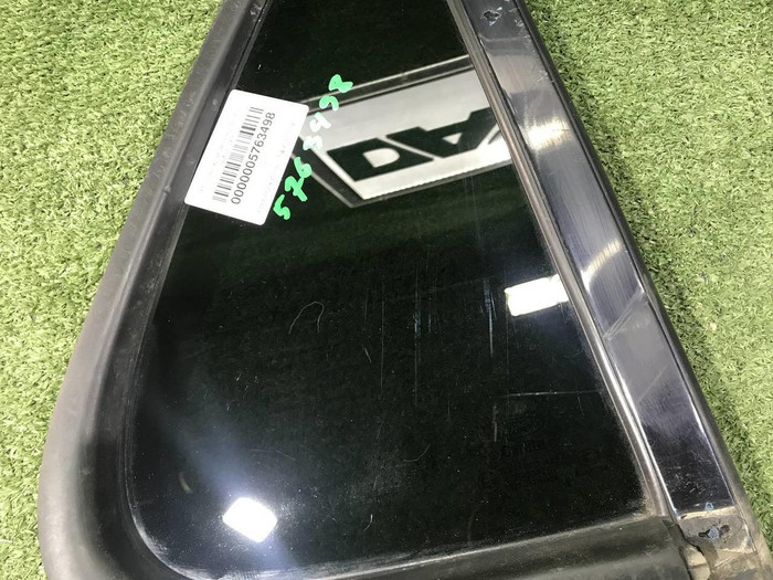 Форточка двери задняя правая Ford Explorer 5 U502 (2010-2019)