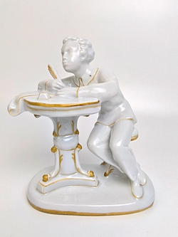Фарфоровая статуэтка "Юный Пушкин" ЛФЗ