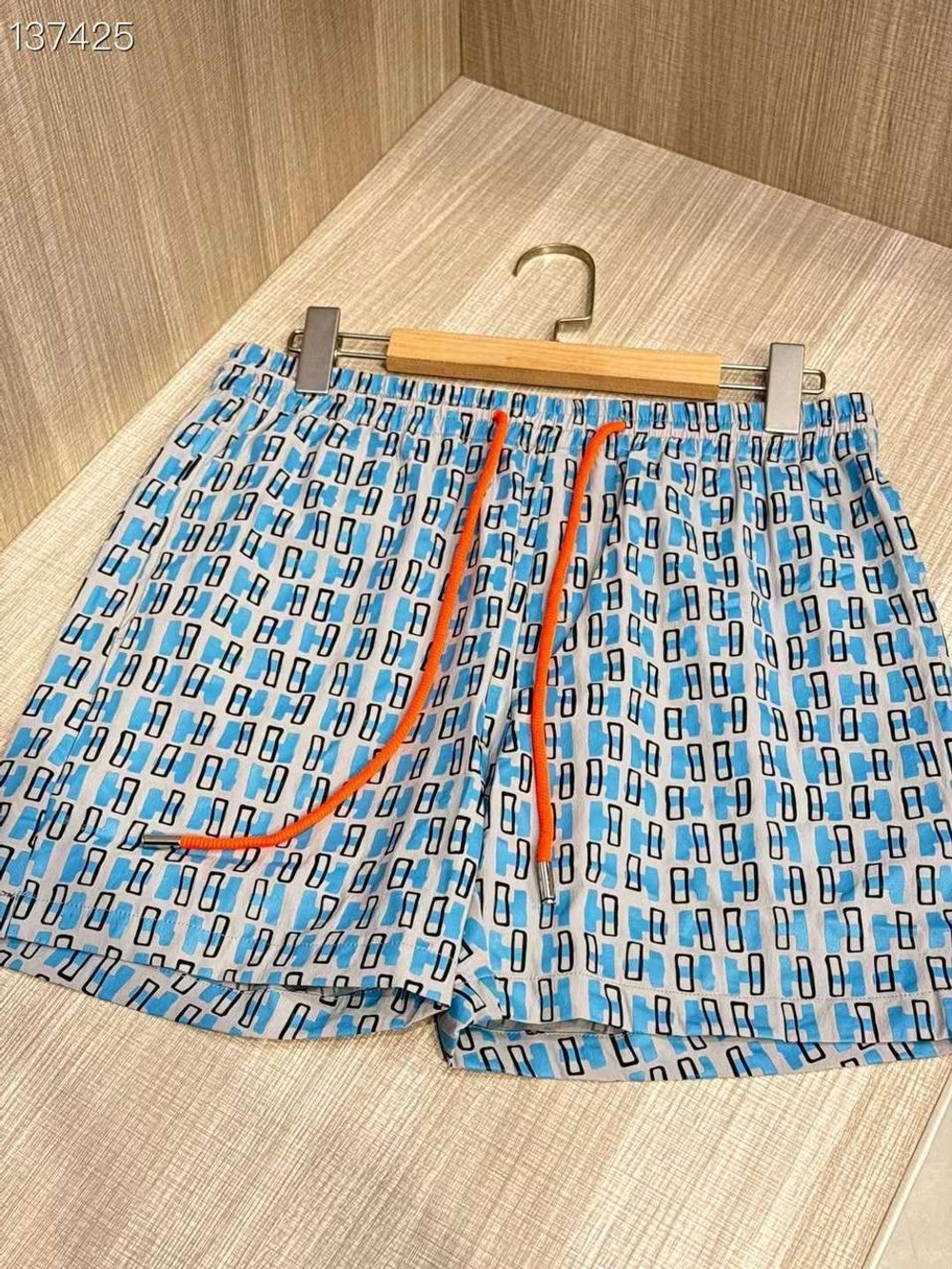 Шорты Hermes
