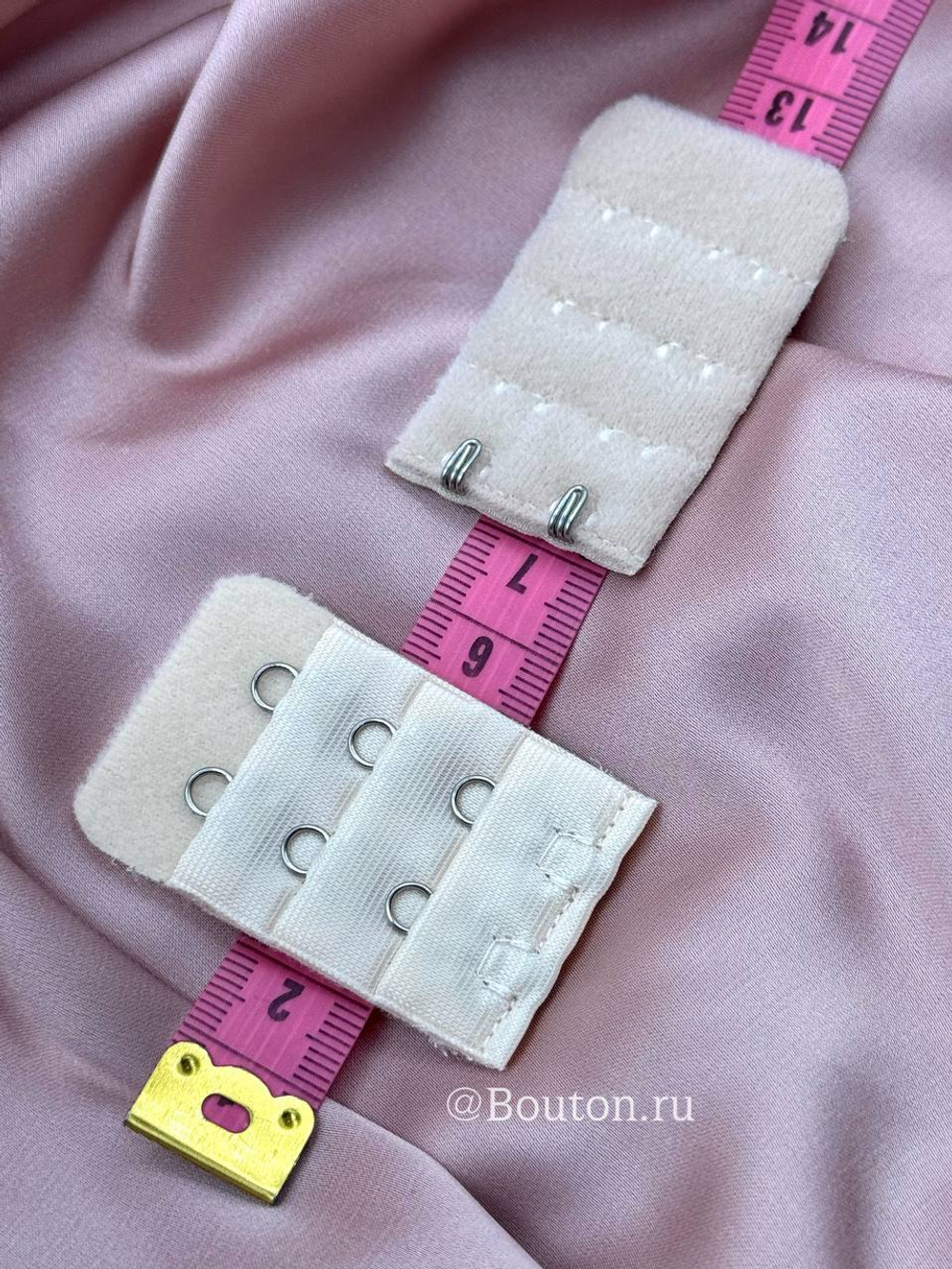 Расширитель для бюстгальтера светло-бежевый 2 ряда 6 петель 2 крючка 3х5 см