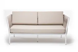 "Касабланка" диван 2-местный плетеный из роупа, каркас алюминий белый муар, роуп бежевый 20мм, ткань бежевая 15052