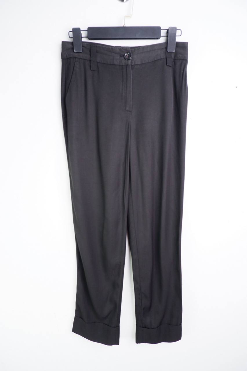 Брюки Massimo Dutti практичные, визуально на 42 размер