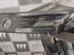 Накладка ПТФ правая Toyota Land Cruiser 200 12-15 Б/У Оригинал 5203060080