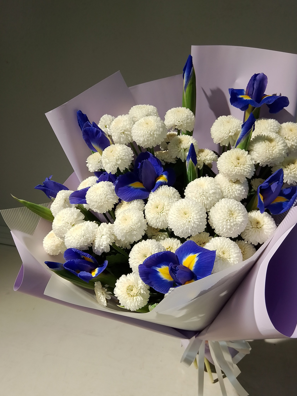 Летний солнечный букет с танацетумом и ароматными пионами Сара Бернард (С0034)