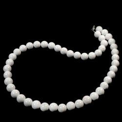 Бусы "Келли" кварцит белый асс.