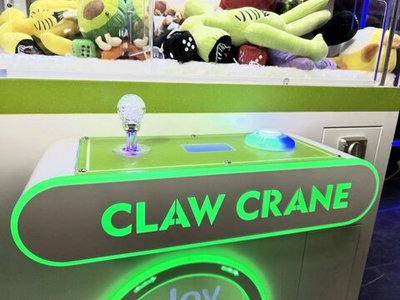 Призовой автомат кран-машина «Claw crane»